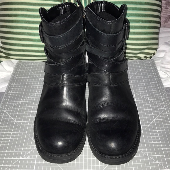 clarks womens motorcycle boots